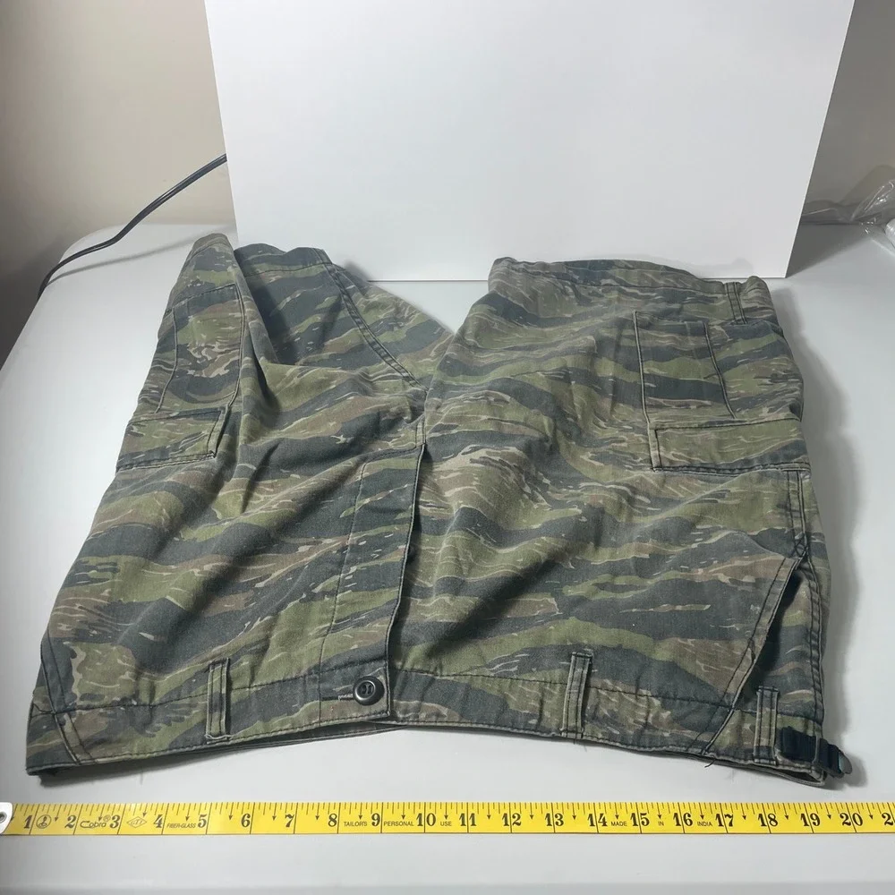 Rothco Mens Tiger Stripe Camo BDU Cargo Shorts XL Tactical Military Utility